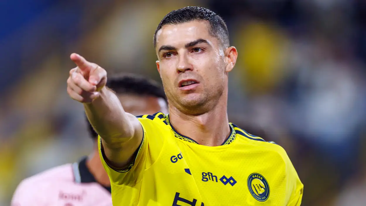 Legjenda e Al-Hilalit e thumbon Ronaldon: Shënon gola të lehtë, falë ndihmës së të tjerëve