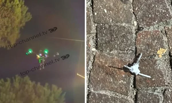 Protestuesit në Tiranë rrëzojnë dronin e policisë, vendosin tela gomëshpues për t’i ngadalësuar autobotet e ujit