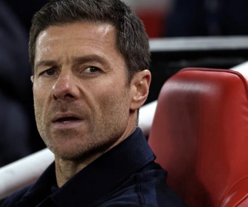 Xabi Alonso e synon një tjetër gjigant të futbollit