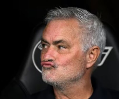 Mourinho e hap një çarje te Barcelona, humbja në El Clasico lë pasoja në dhomat e zhveshjes