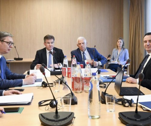 Komisioni Evropian kërkon progres në dialog, kritika për Kosovën dhe Serbinë