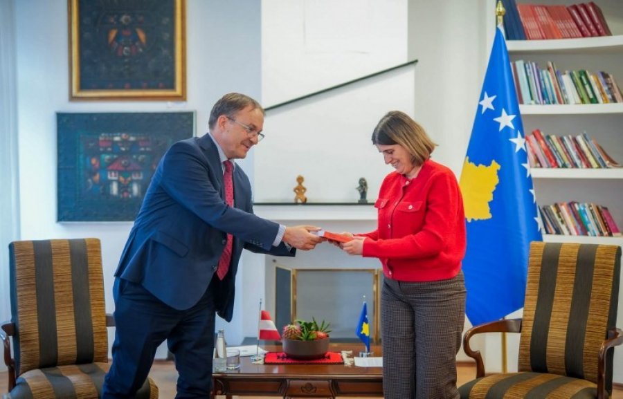Bogujevci, priti në takim ambasadorin e Austrisë në Kosovë