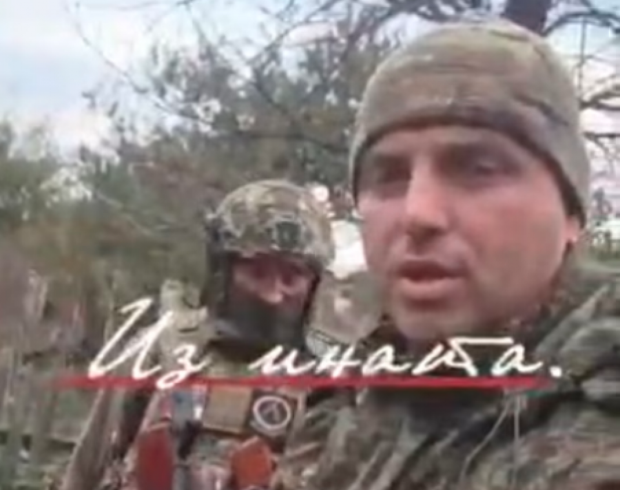 Dy serbë nga Mali i Zi që luftojnë për Rusinë kërcënojnë kryeministrin Kurti, përshëndesin Vuçiqin dhe serbët e Banjskës