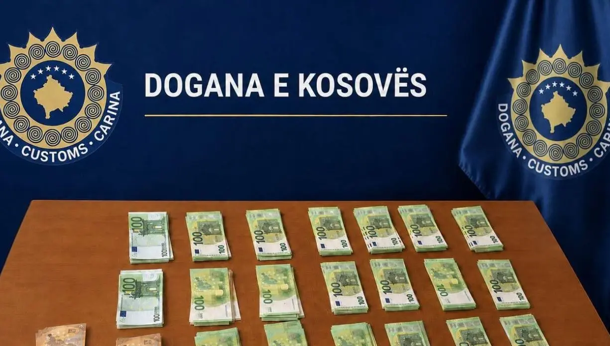 Dogana zbulon 30 mijë euro të padeklaruara në Vërmicë