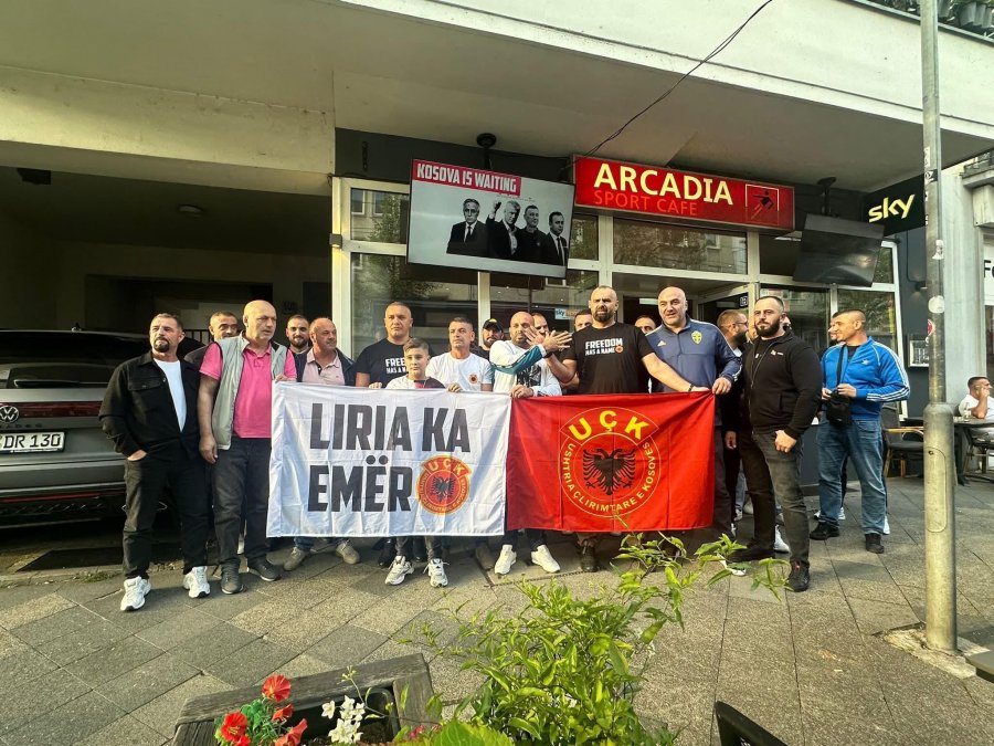  Ora e Pritjes  për çlirimtarë  nis numërimin në Dusseldorf