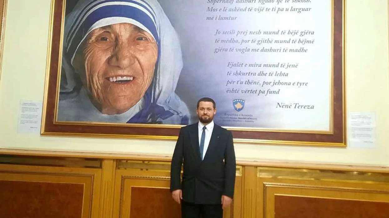 imami-labinot-maliqi-perkujton-nene-terezen-le-te-jete-kujtimi-i-saj-ure-respekti
