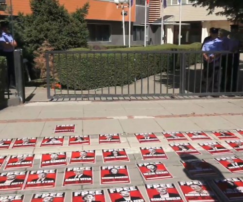 “Free nga regjimi Kurti-Dejona”, Ramadani: Deputetët e LVV-së s’e kanë lirinë e fjalës