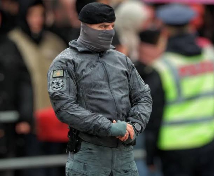 suspendohet-nje-zyrtar-policor-pas-incidentit-ne-parkingun-e-nje-qendre-tregtare