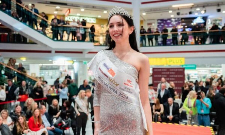 Miss Austria vdes papritmas në moshën 22-vjeçare