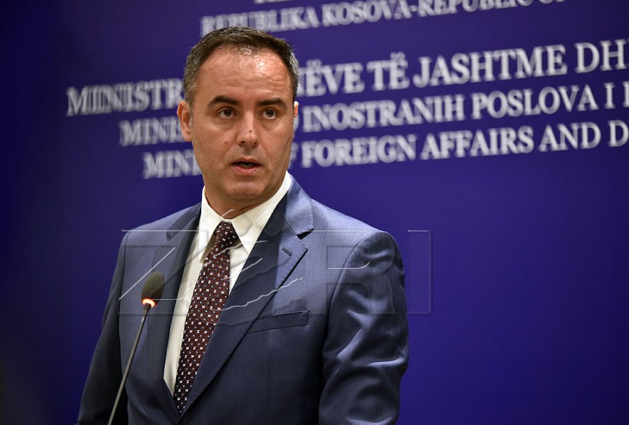 Konjufca për deklaratat e Daçiqit dhe pamjet e Radojiçiqit me djalin e Vuçiqit: Nuk janë provokime të izoluara
