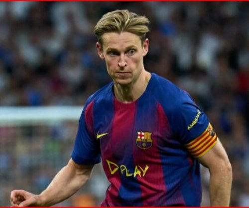 Barcelona synon shitjen e De Jongut në janar