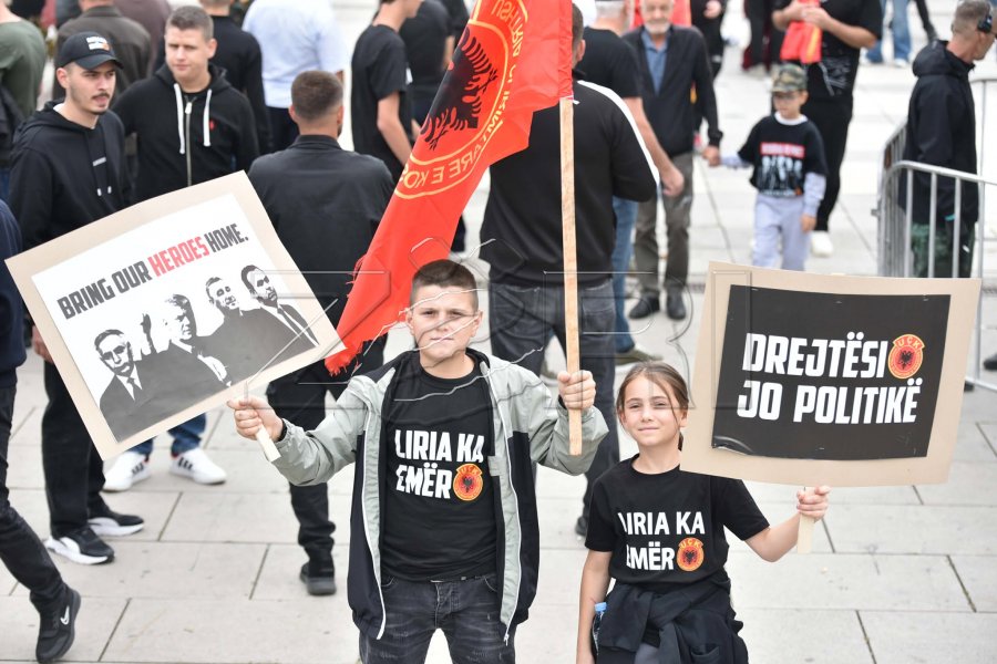 Mustafa  Kosova kërkon drejtësi dhe paanshmëri për ish krerët e UÇK së