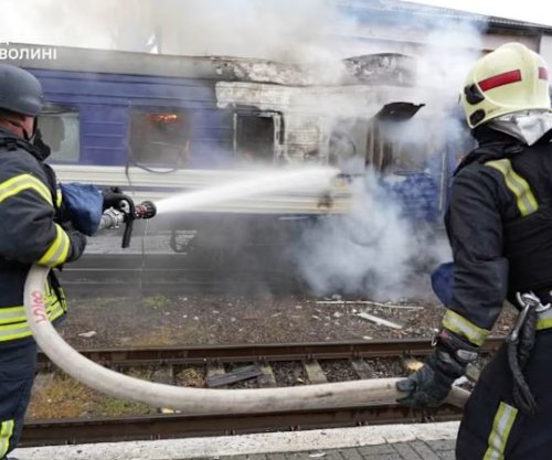 Boris Johnson dhe zyrtarë evropianë evakuohen nga treni pranë Polonisë, pak më pas droni rus godet trenin tjetër