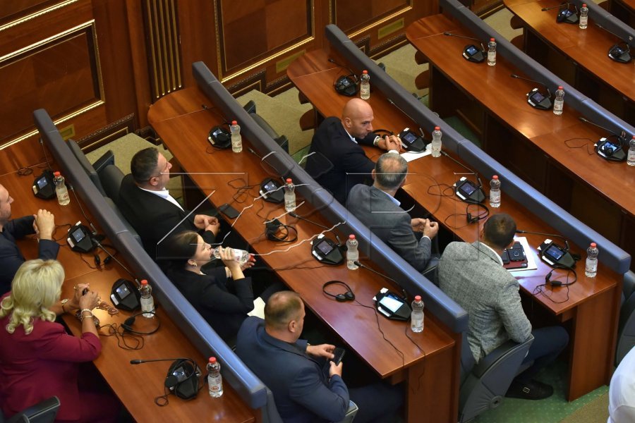 Simiqët nuk zgjidhen nënkryetarë të Kuvendit