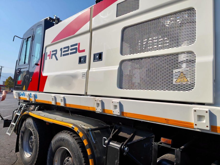Dogana zbulon 37 800 euro shmangie  makineritë e vitit 2026 u deklaruan si të përdorura