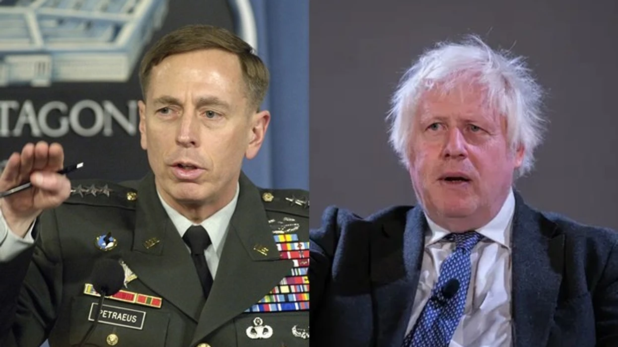 Ish shefi i CIA s dhe Boris Johnson shpëtojnë  për një fije   treni pas tyre u godit nga droni rus