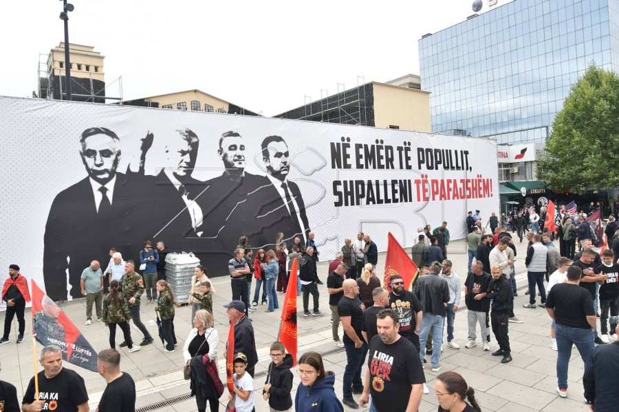 Kosova pret verdiktin, 16 shtatori në sytë e kosovarëve nga Buroja në Podujevë