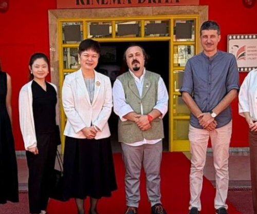 Ambasadorja e Kinës në Shqipëri Pang Chunxue vizitoi Arkivin Qendror Shtetëror të Filmit