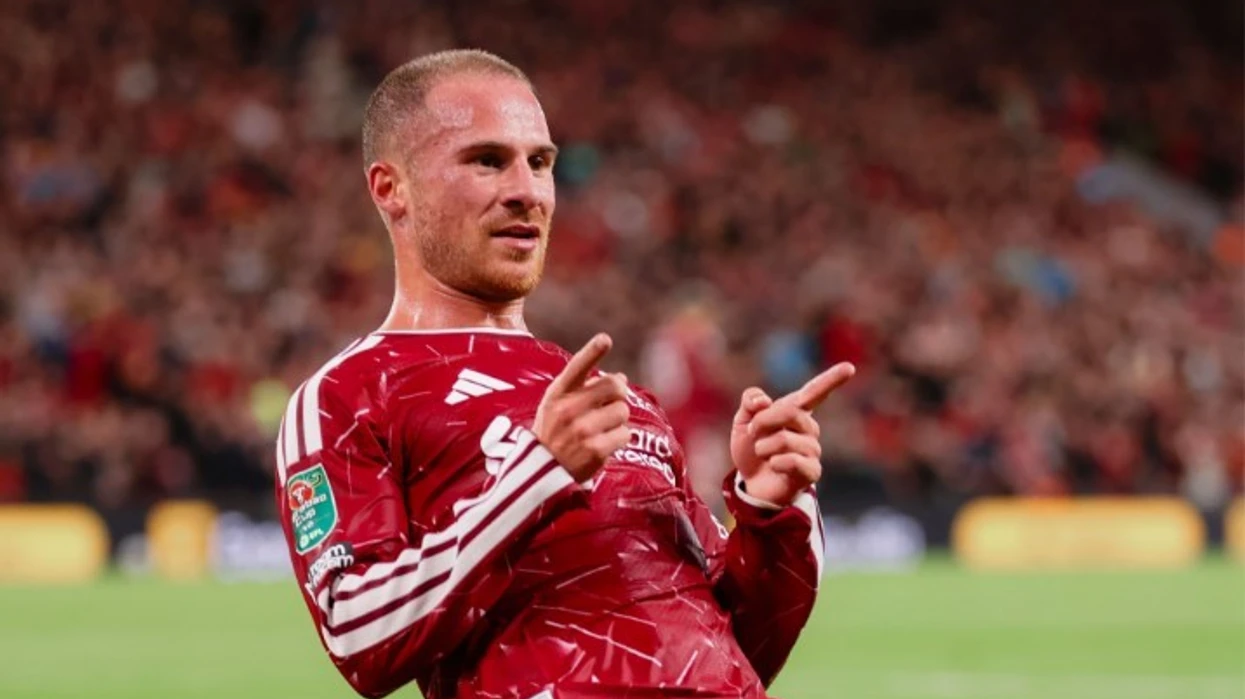 Liverpooli e fiton derbin anglez ndaj Tottenhamit dhe kualifikohet tutje