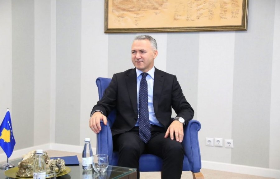 Jeton Zulfaj emërohet kryenegociator i Kosovës me BE-në