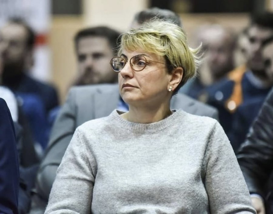 Dejona Mihali rikthen fjalimin e Rexhep Selimit: Në mes dy të këqijave duhet t’i refuzojmë të dyja
