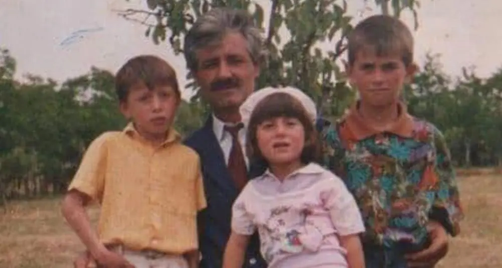  Specialja tha se “të ndaluarit s’kishin WC të përshtatshme”, Demaku: Më ‘98 s’kam pasë bukë me hangër në mal