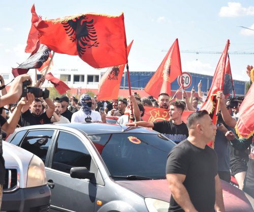 Protestuesit po planifikojnë të zhvendosen para Qeverisë
