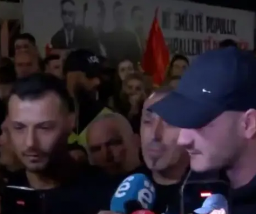 Djali i Kadri Veselit nga protesta: Sot e dëgjojmë popullin se çka thotë