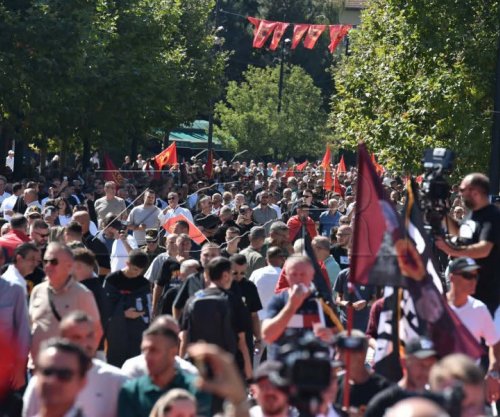 Peci pas protestës: UÇK mbetet simbol dhe vlerë e popullit shqiptar, stop sulmeve ndaj Donika Gërvallës