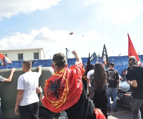Ymeri i bën thirrje PDK-së: Boria, bërtima e krismat nuk i shërbejnë qëllimit për drejtësi, riorientoni protestuesit