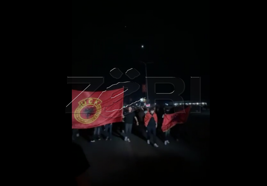 Protestuesit nisen drejt zyrave të EULEX-it [video] 