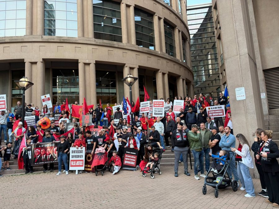“Diaspora shqiptare me UÇK”, protestohet edhe në Kanada