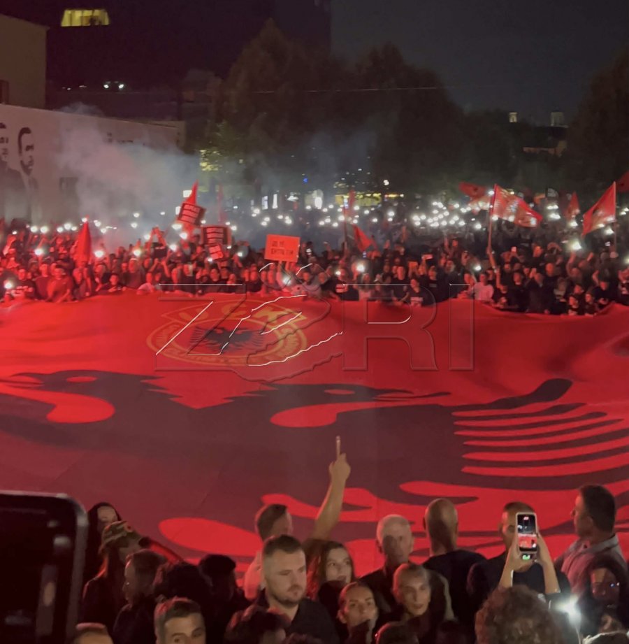 Përfundon protesta për sot