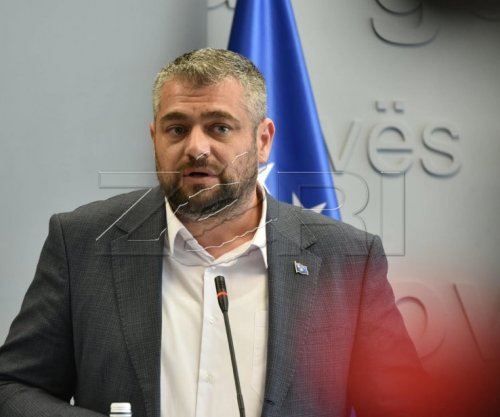 Shtesat për fëmijë, reagon Hoti: Ndryshimi i numrit të përfituesve të shtesave për fëmijë nuk nënkupton keqpërdorim