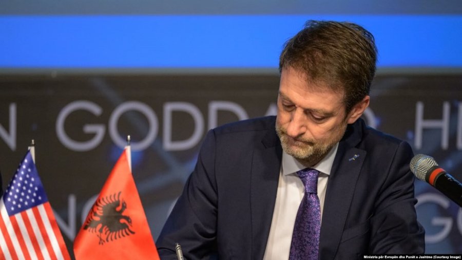 Shqipëria i bashkohet nismës amerikane për eksplorimin e hapësirës