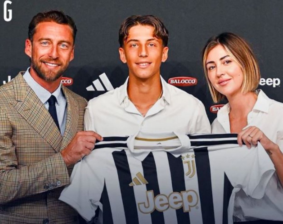 Nga babai te djali  Davide Marchisio firmos kontratën e parë profesionale me Juventusin