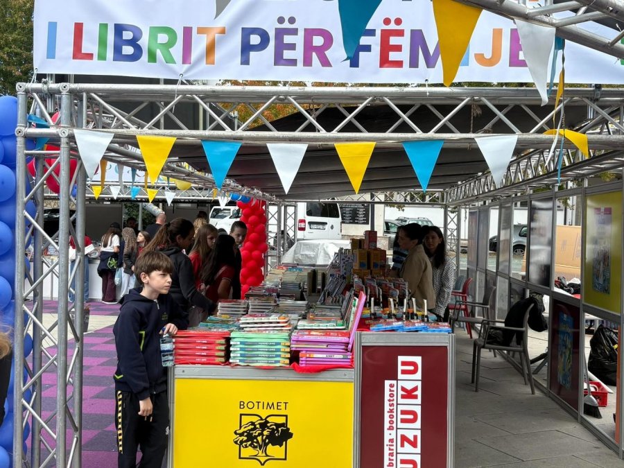Libri përballë teknologjisë, nis edicioni i katërt i Festivalit dhe Panairit të Librit për Fëmijë