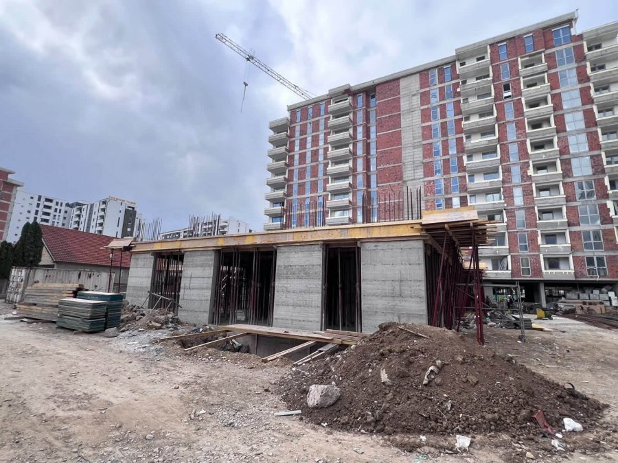 Inspektorati Qendror i Punës ndalon punimet në gjashtë objekte ndërtimi   në Prishtinë  Pejë e Mitrovicë