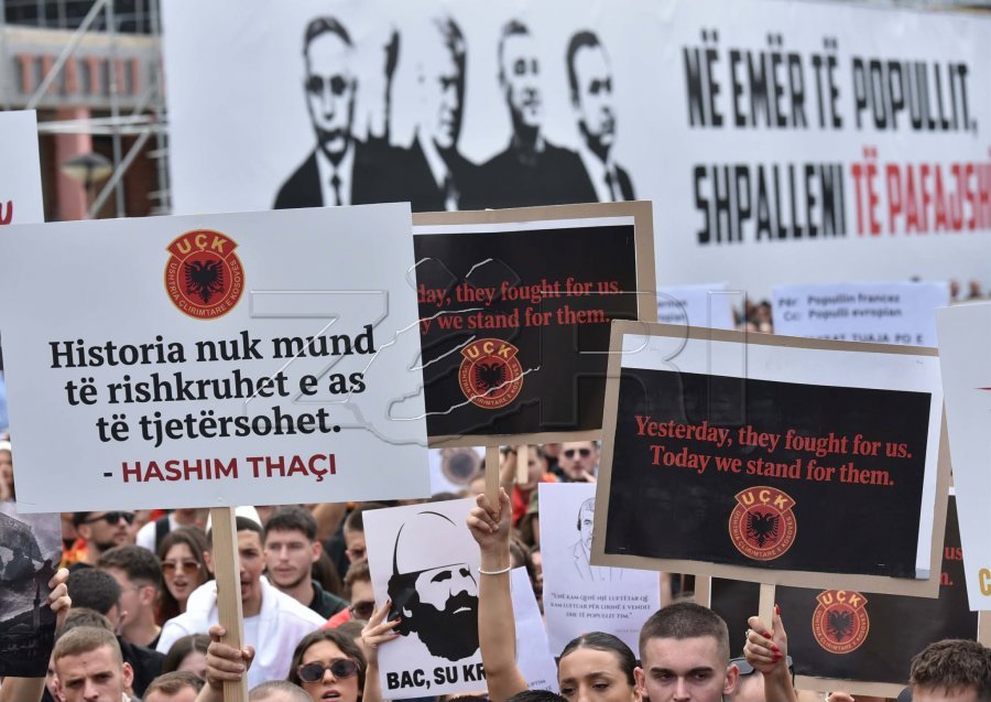Kurti nuk përgjigjet nëse do të marrë pjesë në protestat për UÇK në