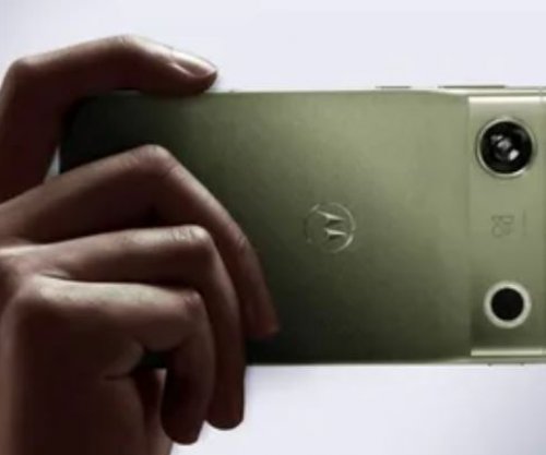 Prezantohet Motorola Signature 27