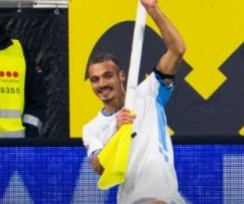 Futbollisti i Izraelit përjashtohet pas festimit të golit me gjest si armë