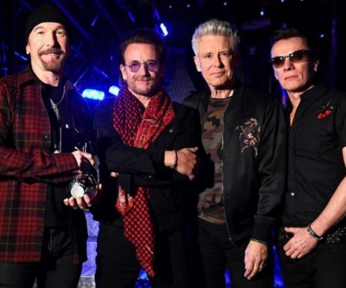 U2 vijnë në 50-vjetorin e tyre me “Carnaval de Luz”