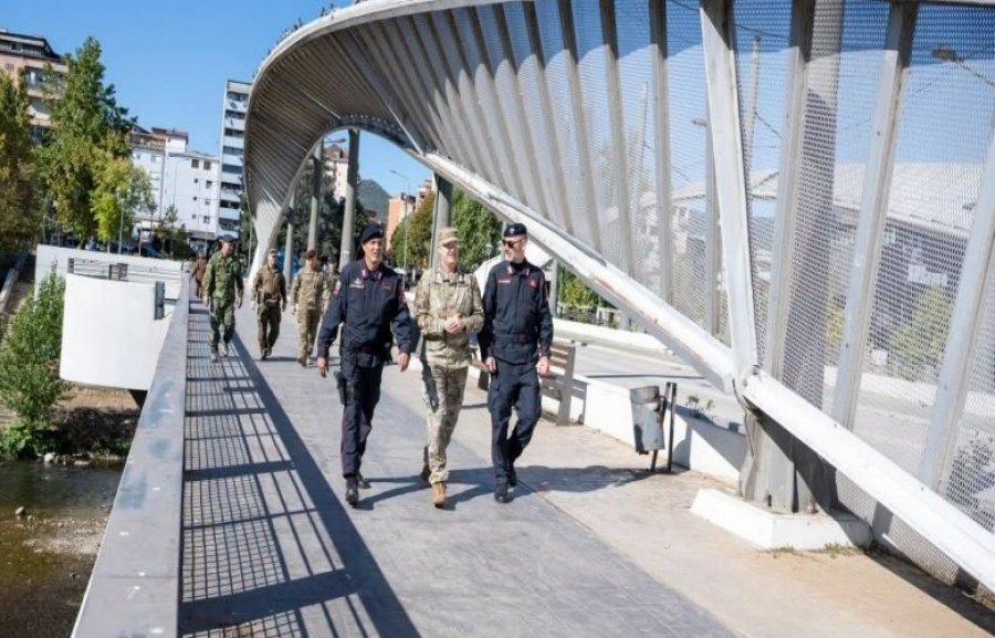 Shefi i Shtabit të KFOR it viziton Mitrovicën e Veriut