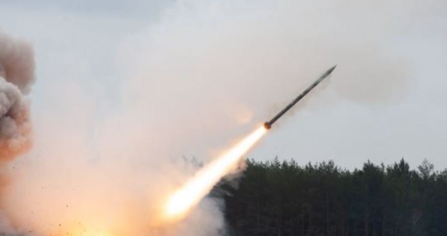 Arabia Saudite kap raketa të rebelëve Houthi, Franca forcon mbrojtjen saudite