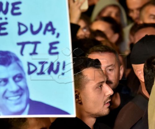 “Qëndresa vazhdon, zëri ynë nuk shuhet”, Endrit Thaçi reagon pas natës së 11-të të protestës