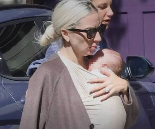Lady Gaga kërkon një fëmijëri normale për vajzën e saj Rose, larg vëmendjes së publikut