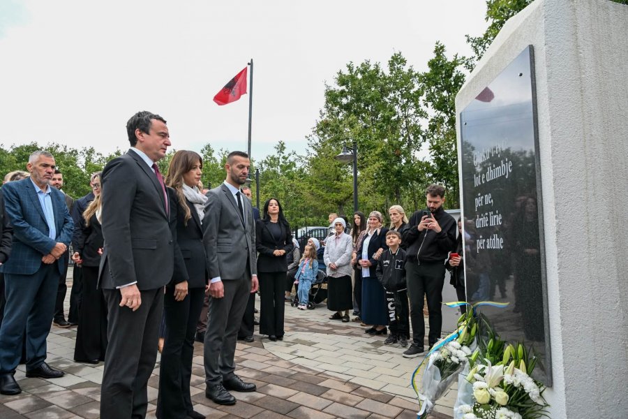 Haxhiu përkujton masakrën e Abrisë së Epërme  Kosova nuk do të reshtë së kërkuari drejtësi