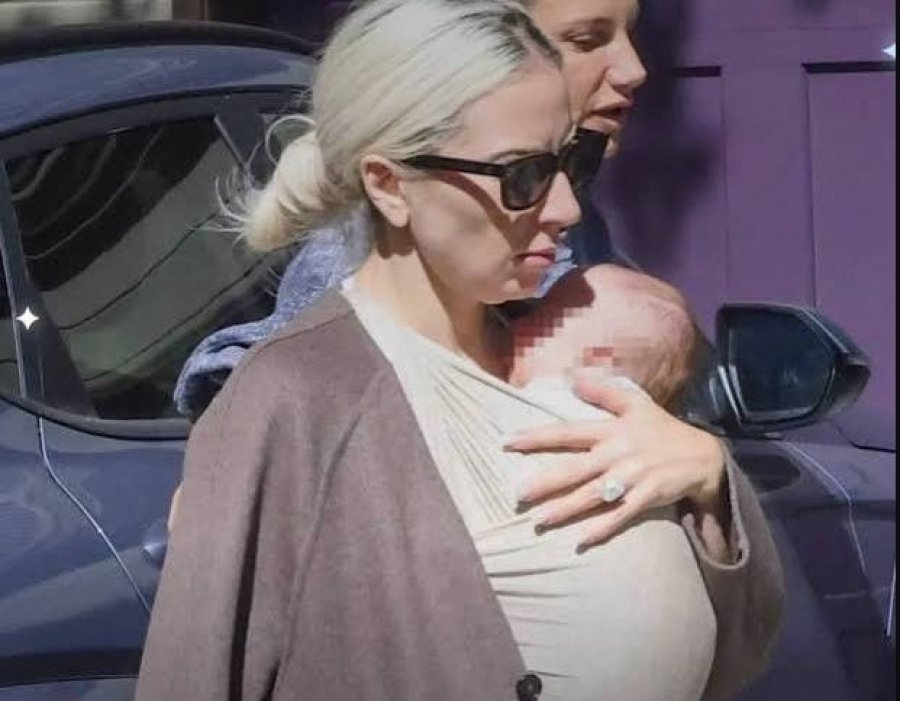 Lady Gaga kërkon një fëmijëri normale për vajzën e saj Rose  larg vëmendjes së publikut