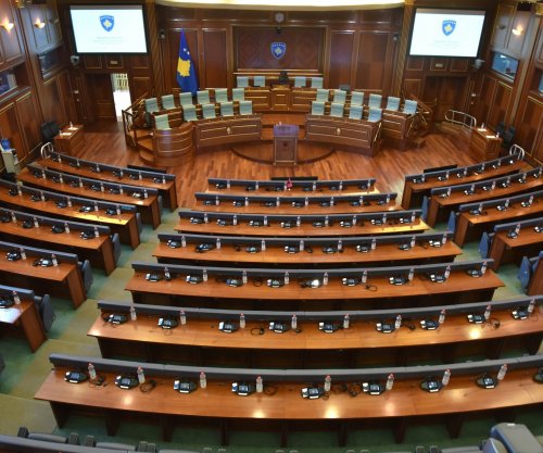 Kalojnë mbi 45 minuta, Kuvendi ende nuk nis seancën