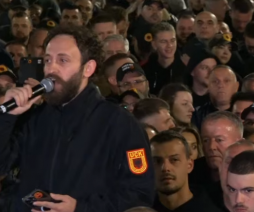 Haziri: UÇK-ja nuk mbrohet me deklarata, ligji për Dhomat e Specializuara duhet të votohet